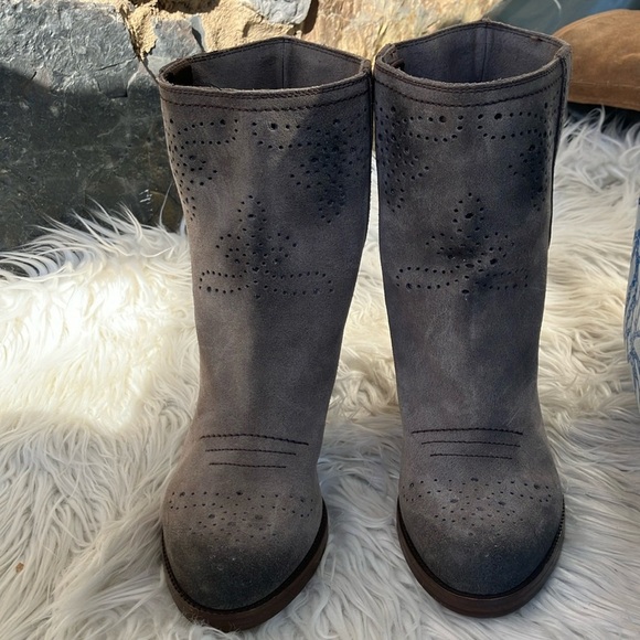 Prada theCar Shoe Women's mid-calf ankle boots in anthracite suede Size US 6.5-7 - Picture 3 of 11